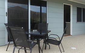 Direct Collective - Villas On Rivergum